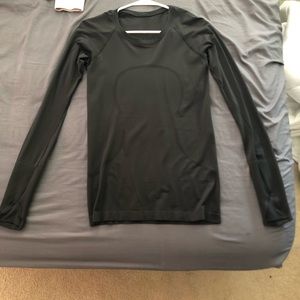 Lulu long sleeve tech 2.0
